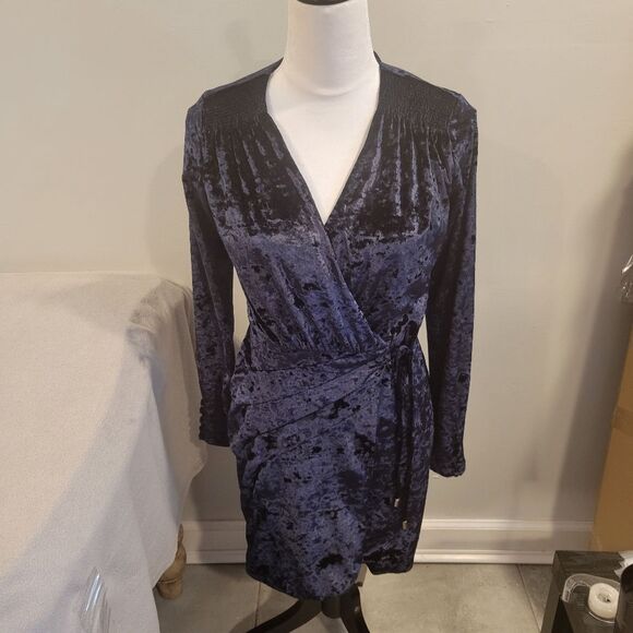 Greylin Clarissa Wrap Crushed Velvet Dress Size Small - Picture 1 of 11